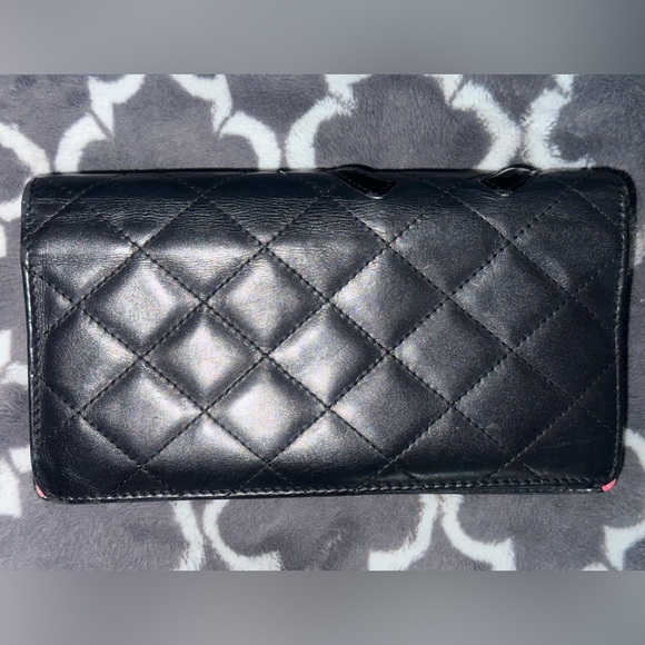 CHANEL Cambon Quilted Leather Bi-Fold Wallet with Pink Interior - Picture 2 of 6